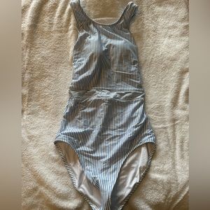 NWT high neck bathing suit